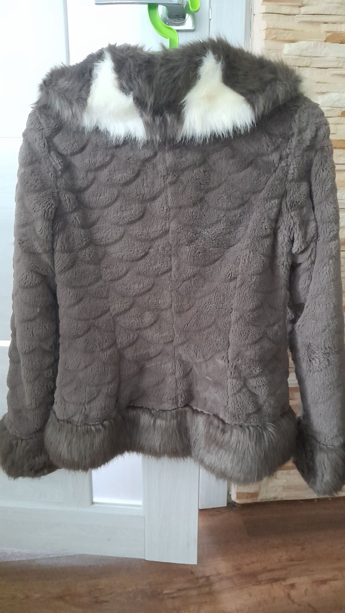 Продам шубку з кролика