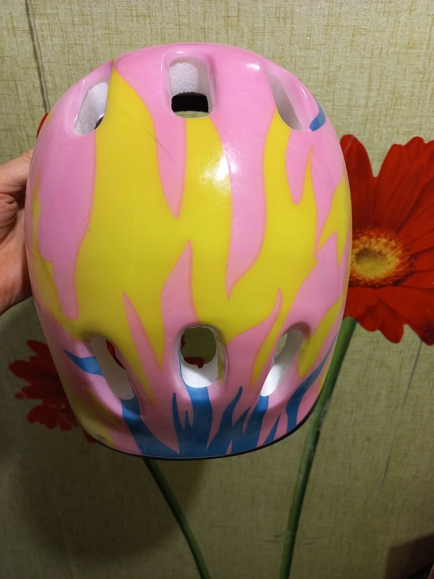 Шлем детский розовый удобный