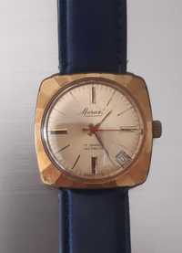 Relógio Antigo, automático, marca "Morax"