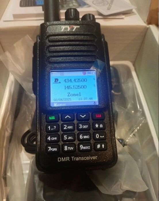 Радіостанція TYT MD-UV390