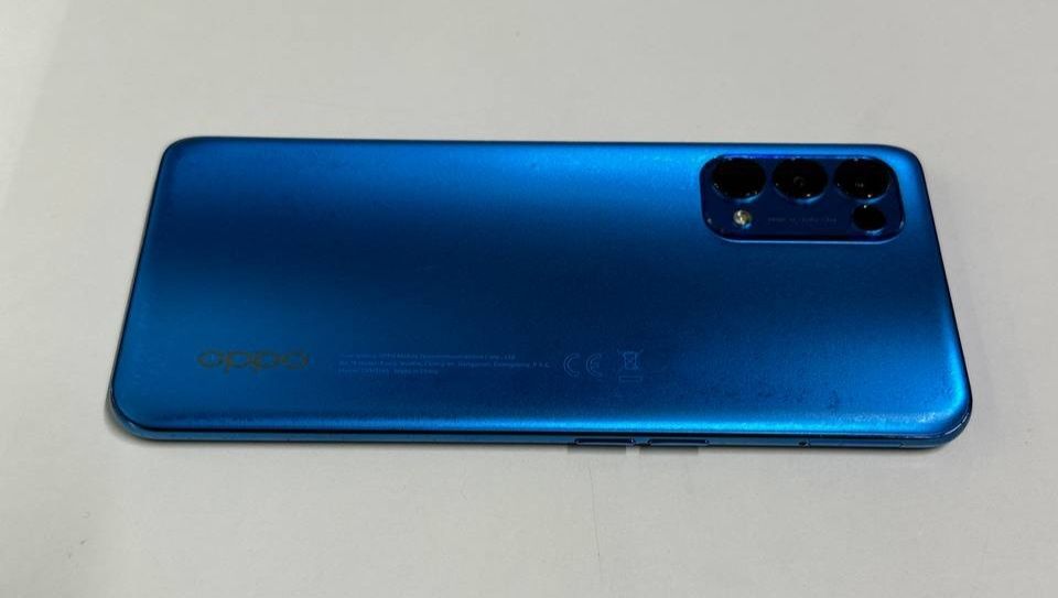 Oppo RENO 5 5G 8/128gb Niebieski - używany
