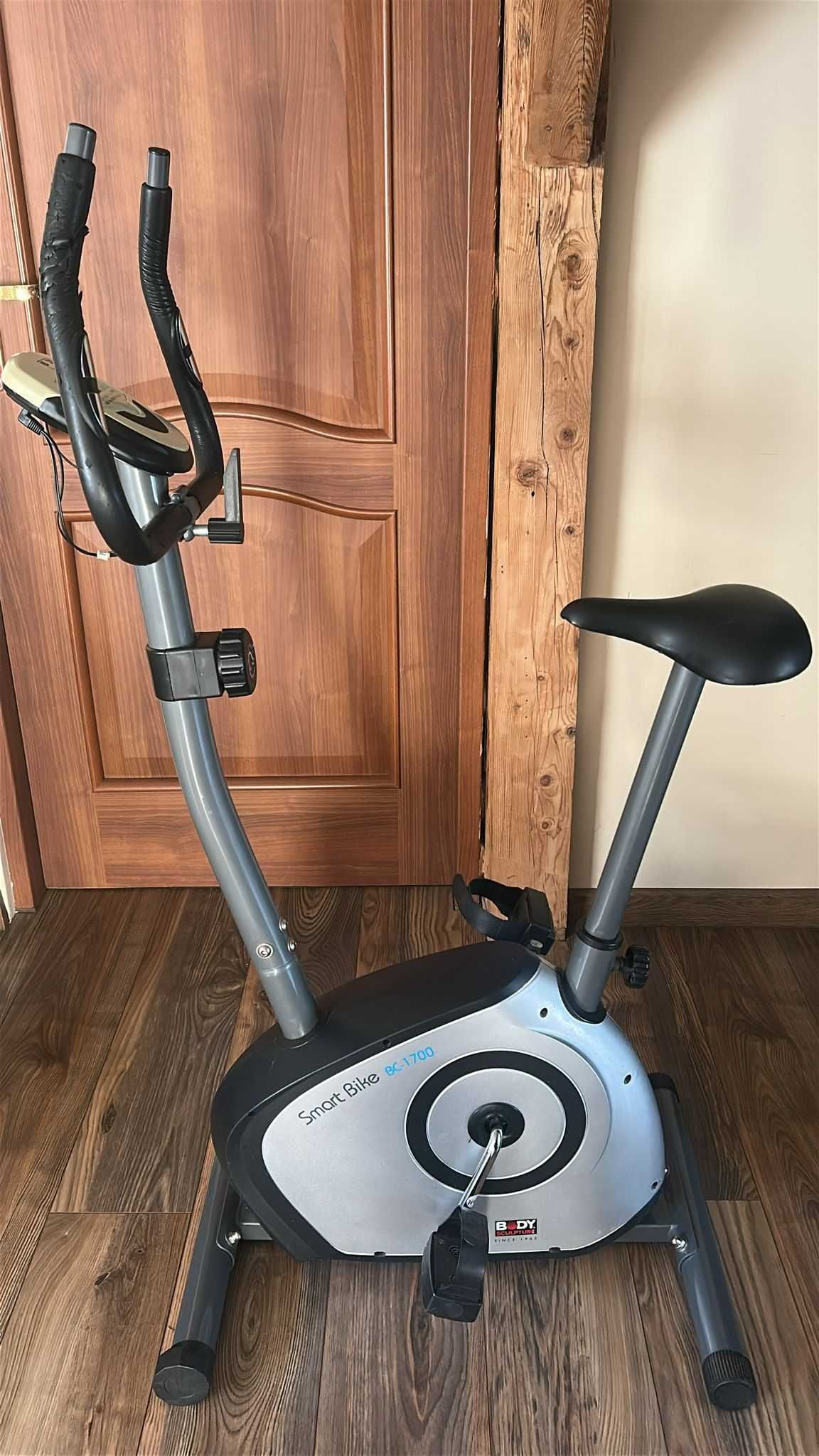 Rowerek stacjonarny Smart Bike BC-1700 LCD mierzenie pulsu i kcal