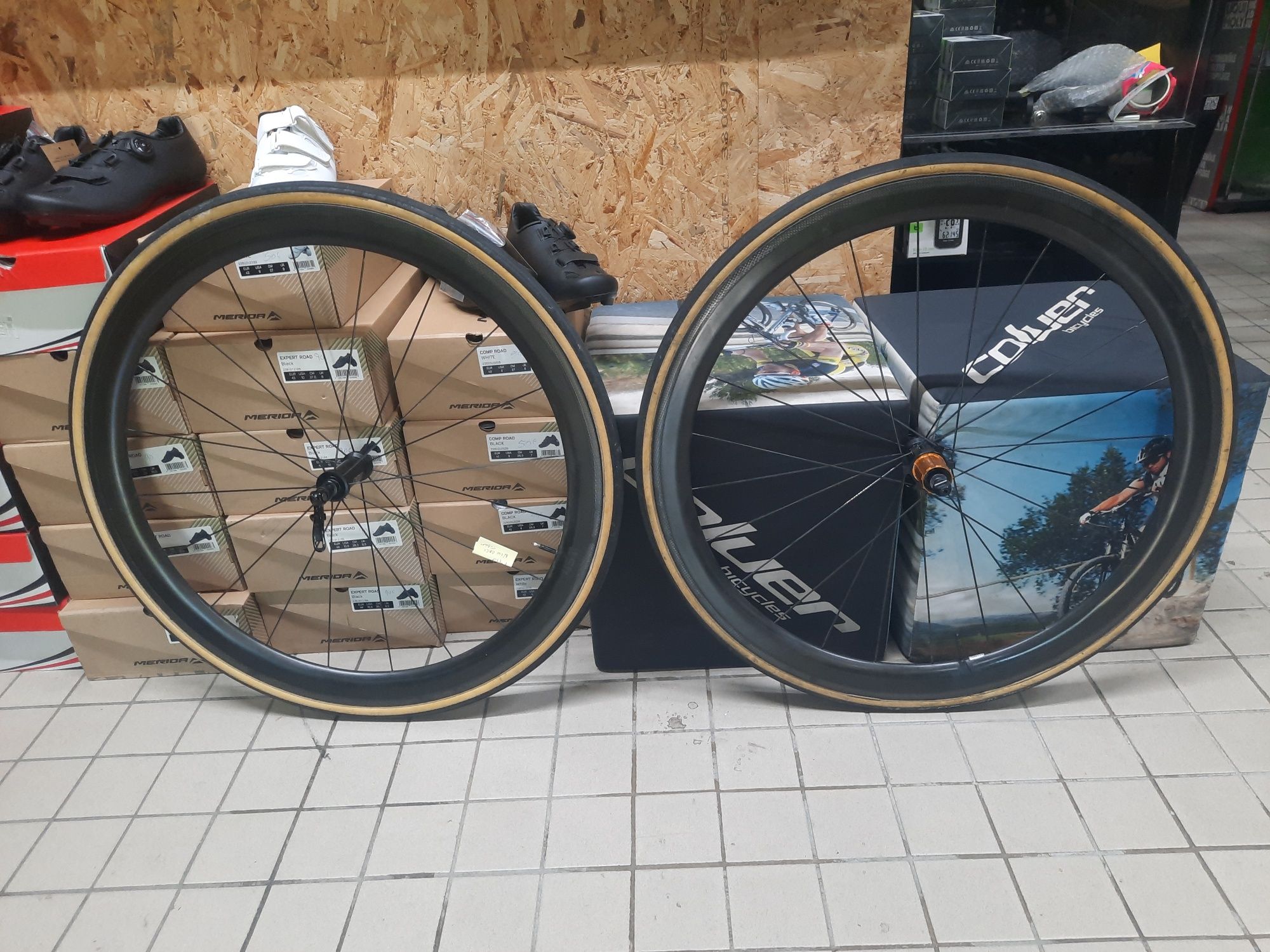 New race t45 super leves estrada calco