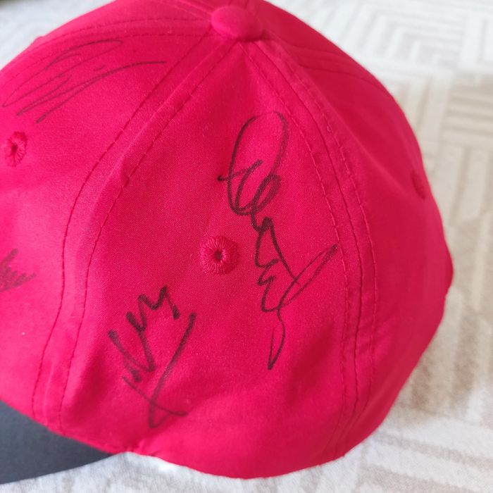 Adidas,czapka Bayer Leverkusen z autografami