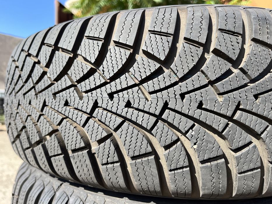 205/60 r16 Goodyear UltraGrip 9 Резина зимняя