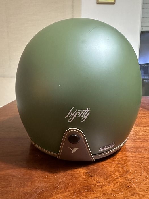 Capacete By City Two Strokes Matt Green