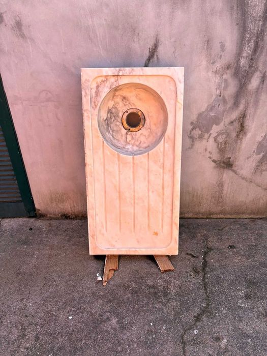 Lava Loiça em Mármore Antigo