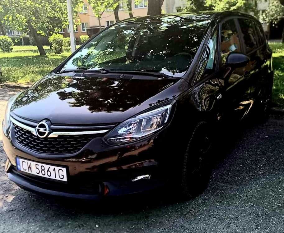 Wynajem / wypożyczalnia samochodu z LPG - 7 osobowy / rent a car