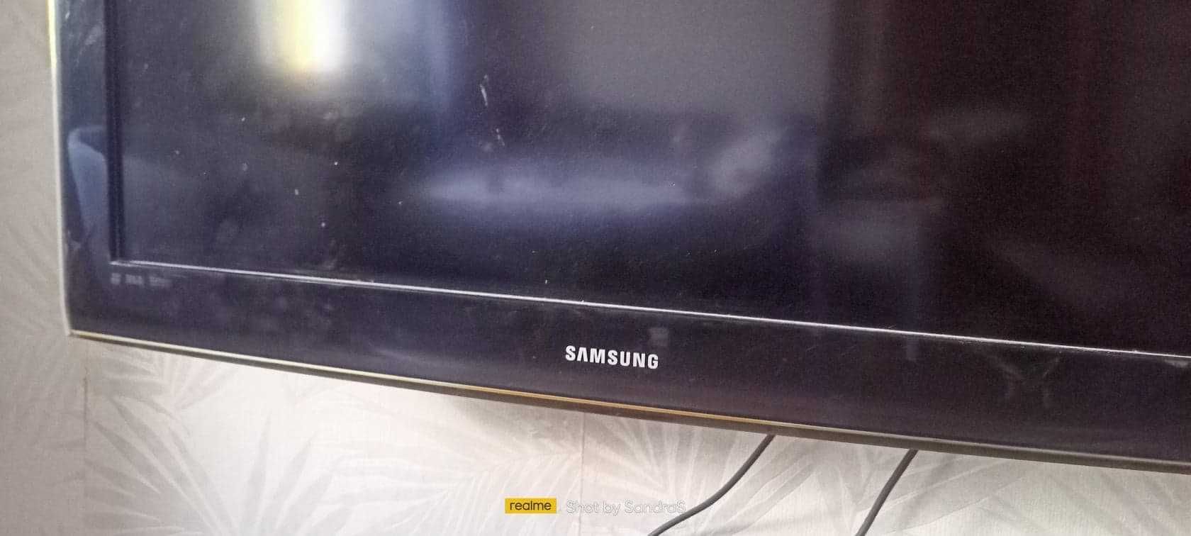 Telewizor Samsung 37 cali - USZKODZONA MATRYCA