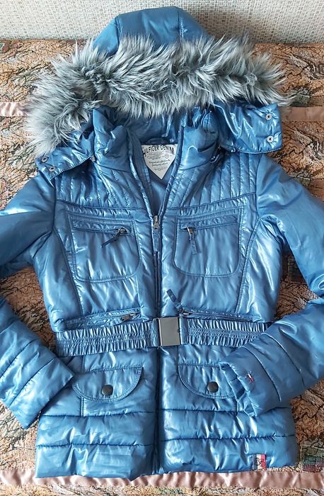 Женская куртка еврозима 46р .HILFIGER