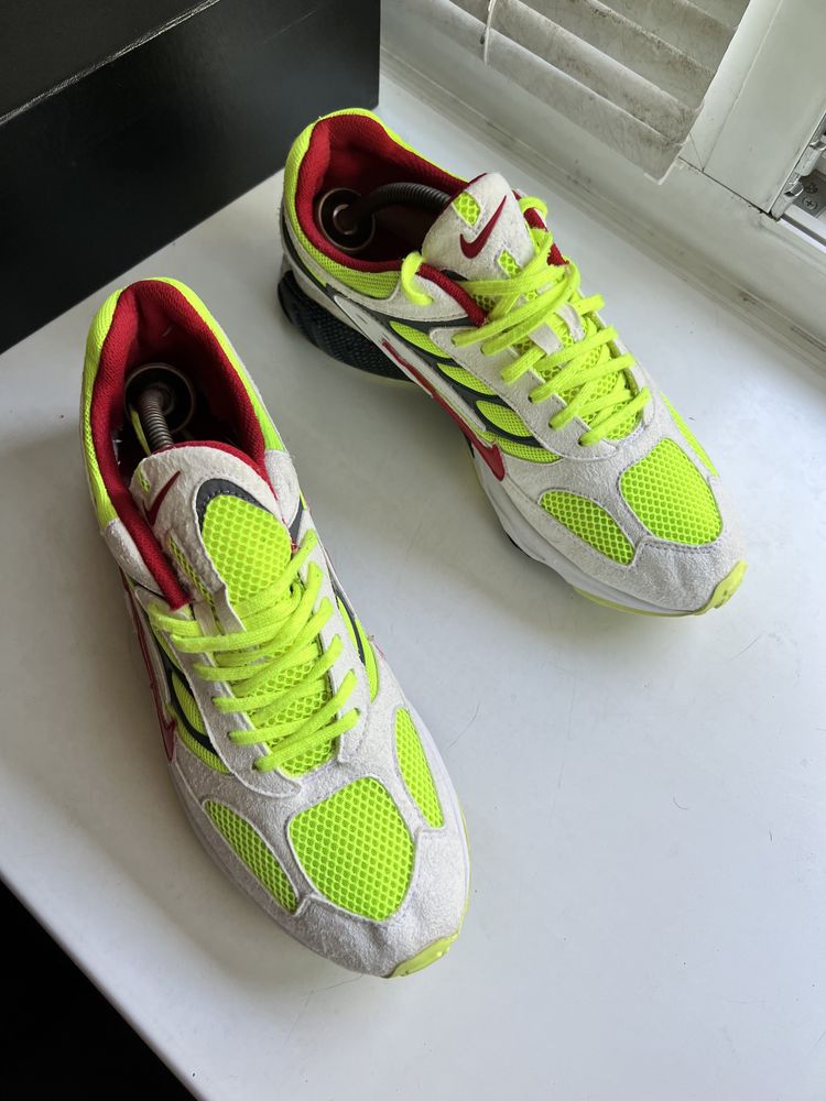 кроссовки сетка Nike Ghost Racer оригинал размер 43 27,5 см