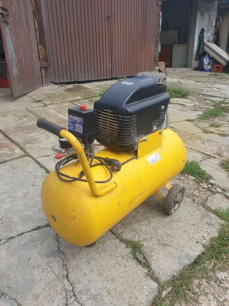 Kompresor Stanley 50l 10 bar 1.8kW 2.5 Hp