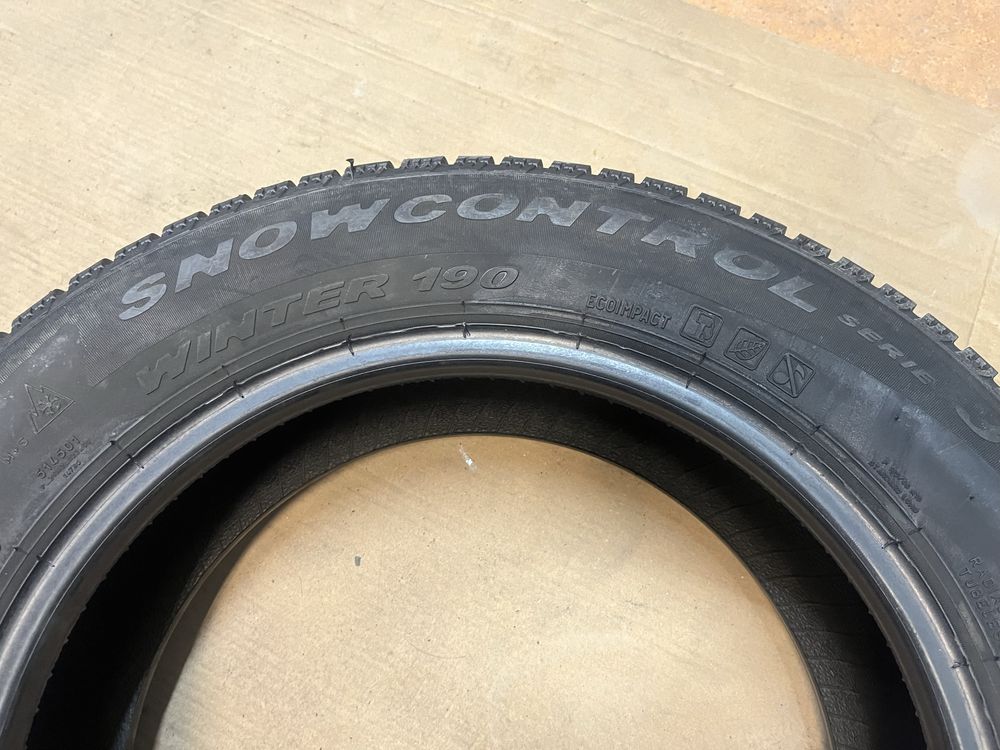 4x 185/65/15 88T PIRELLI SNOWCONTROL SERIE 3 opona zimowa