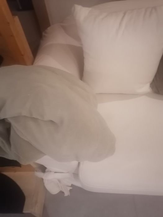 Sofa rozkładana.