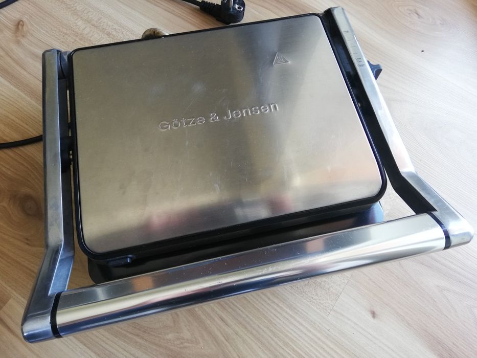 Grill elektryczny kontaktowy Götze & Jensen GL802X 2000W – Wyjmowane p