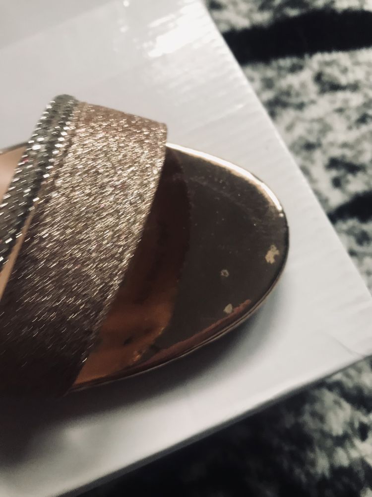 Buty na słupku 39 różowe złoto