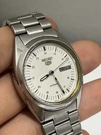 Продам оригінальний годинник Seiko 5 automatic