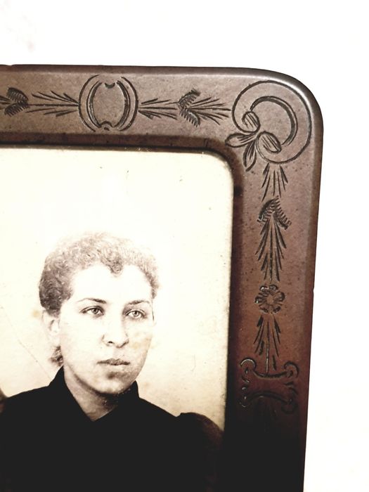 Lindissima antiga moldura victoriana