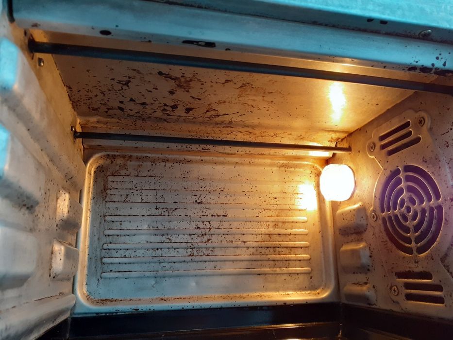 Mini piekarnik elektryczny, wolnostojący