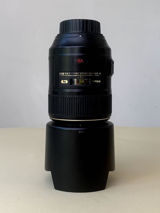 Макро об'єктив Nikon AF-S VR Micro-Nikkor 105mm f/2.8G IF-ED