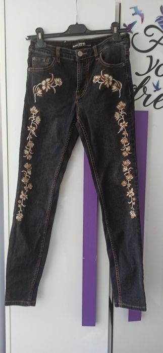 Spodnie Stradivarius 36