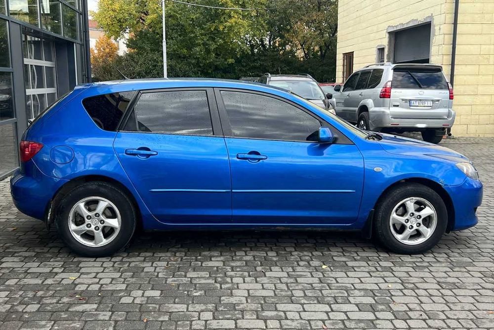 Mazda 3 2004 року