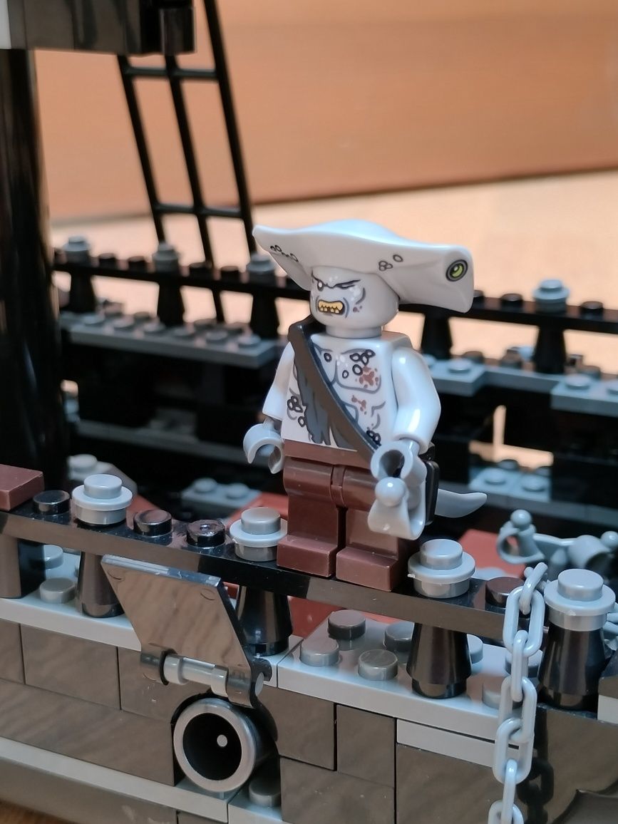 Klocki jak LEGO 4184 Piraci z Karaibów Czarna Perła