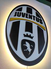 Juventus с подсветкой. Логотип Ювентус