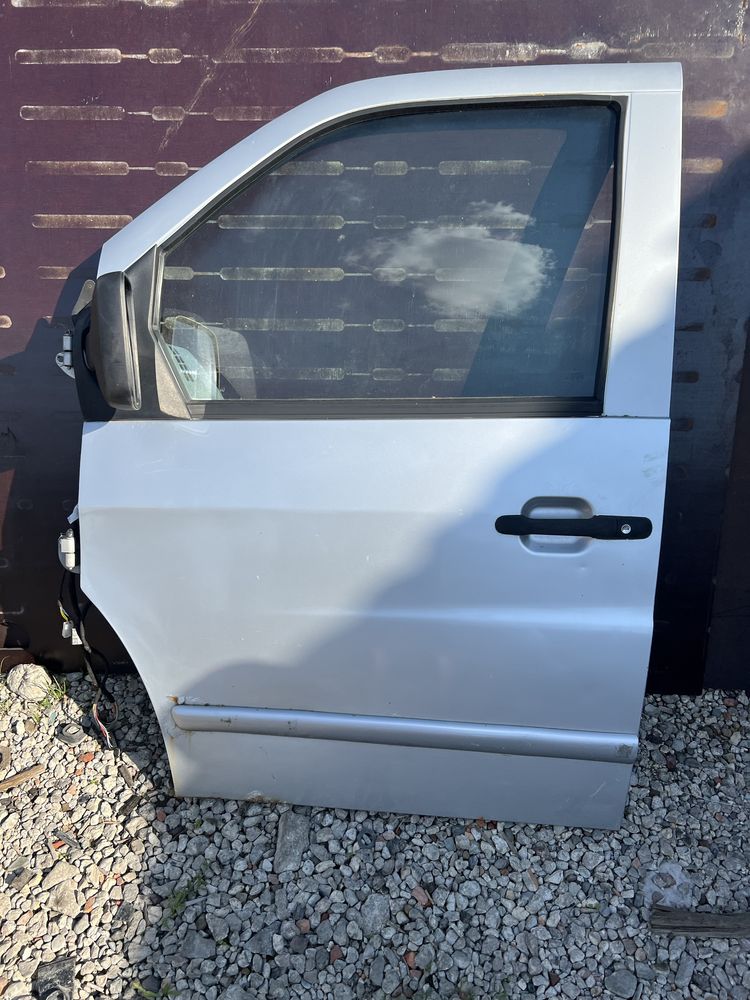 Drzwi przod przednie lewe prawe vito w638 srebrne