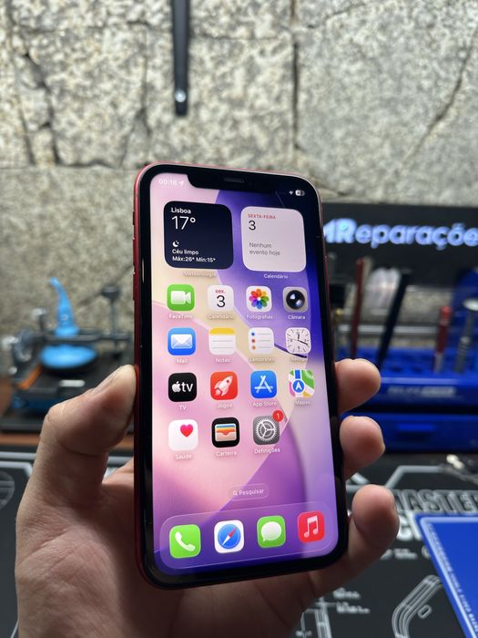 Iphone 11 Product Red