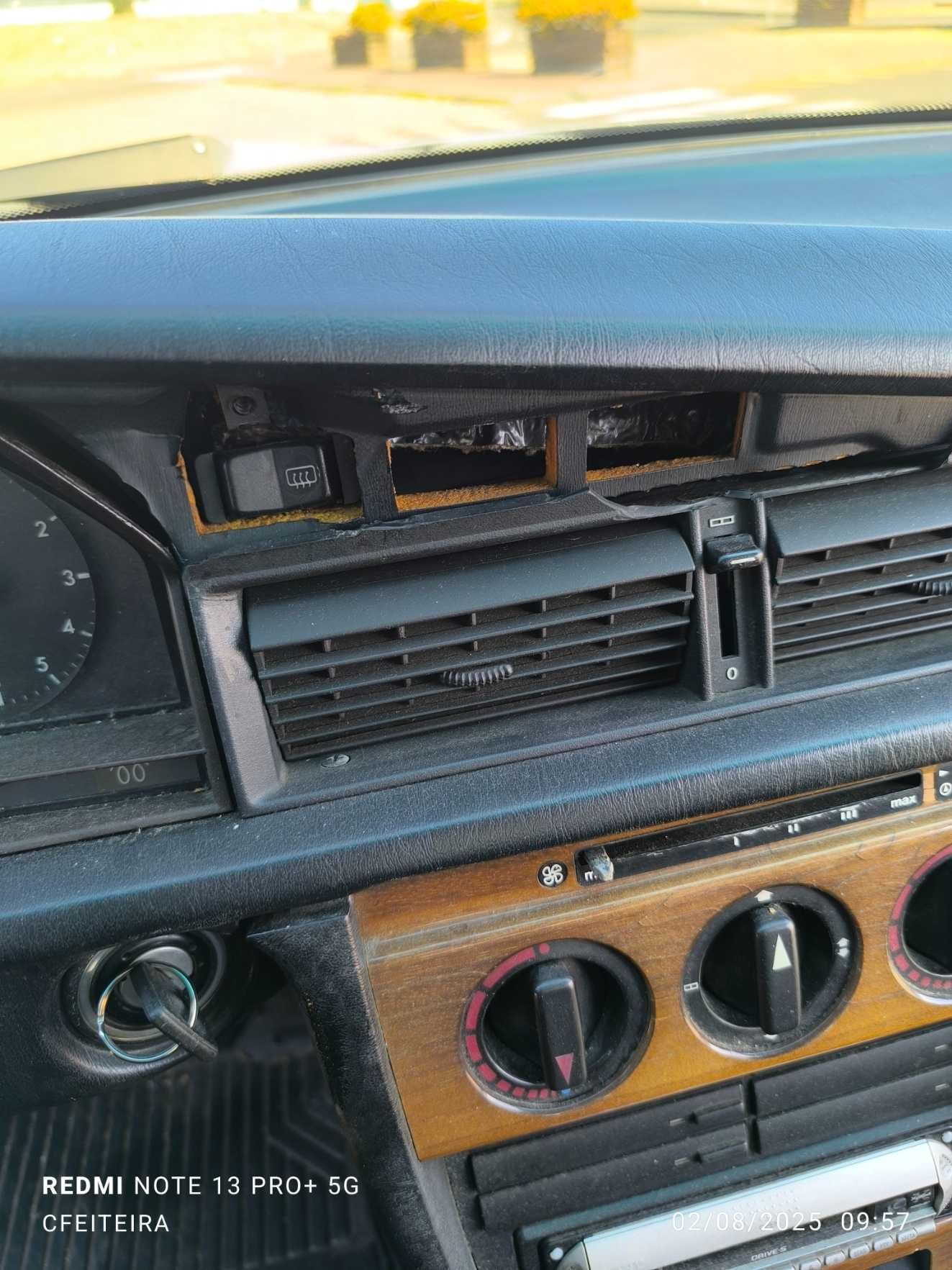 Mercedes-Benz 190D