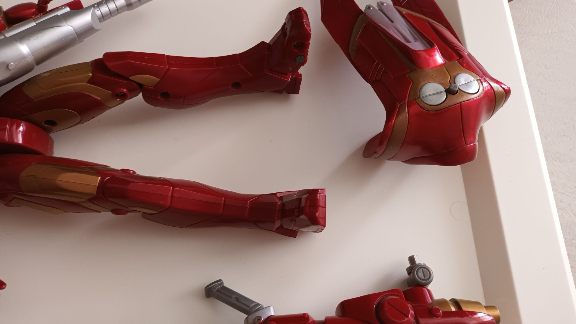 Invincible Iron Man Hasbro 2008 12 '' /Homem de ferro