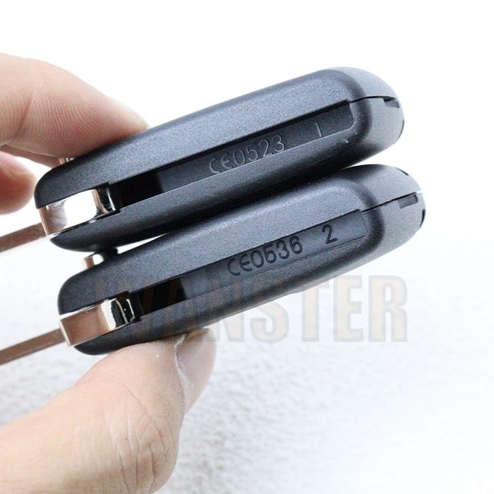 Carcaça capa chave Peugeot/Citroen 2/3 botões (Novo) com Logótipo