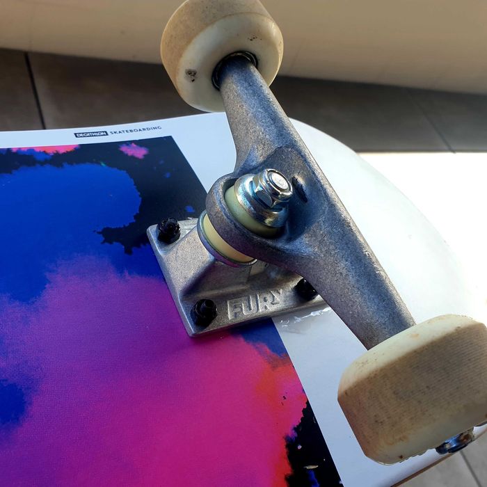 Skate completo para praticantes de nível principiante