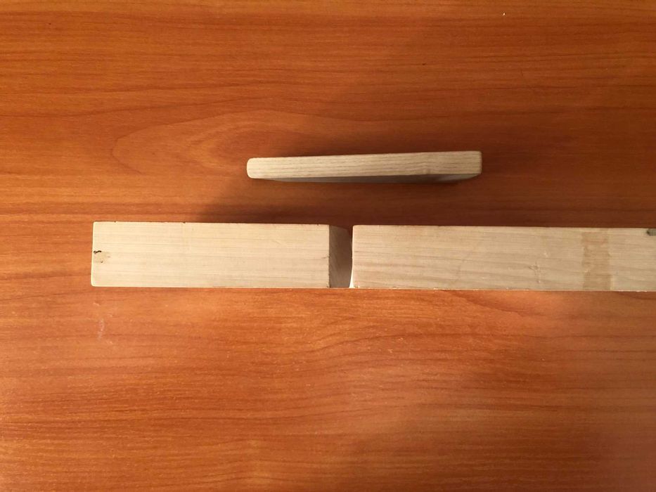 Деревянный корпус (колодка) рубанка с зажимом (клином) под нож 25 мм