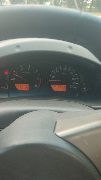 Nissan Navara 2,5 D автомат