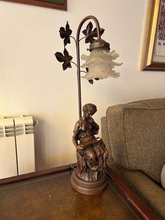 Candeeiro escultura em madeira nobre, vintage, estilo art deco