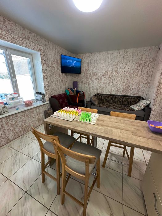 Продам капітальний 2-х поверховий будинок, 10 хв. від м. Індустріальна