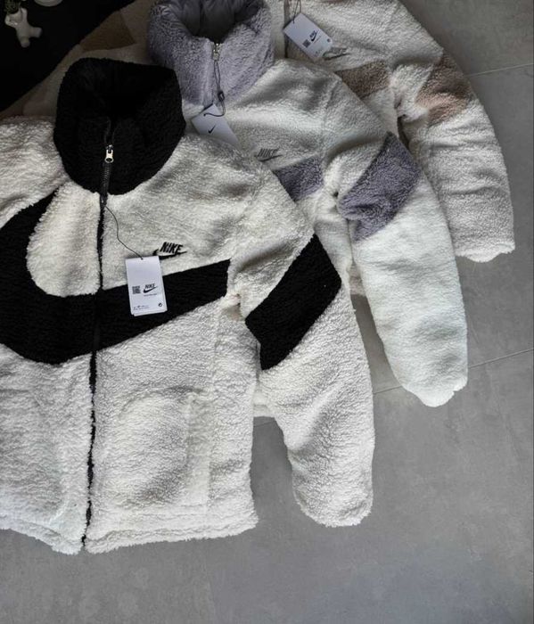 Nowe kurtka Nike Nocta