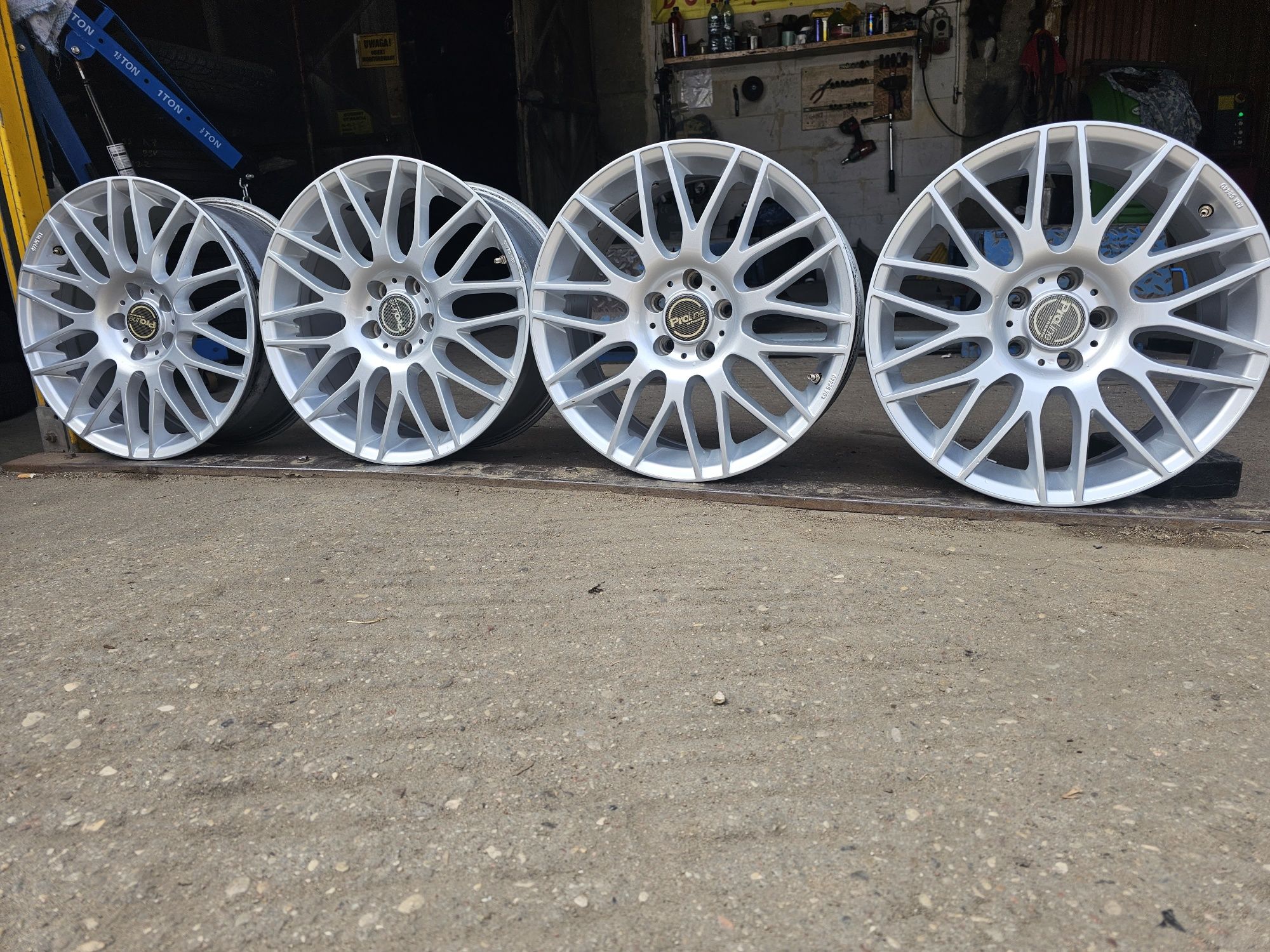 Felgi Aluminiowe Audi A4 B8-B9 R18 5x112 ET35-8J