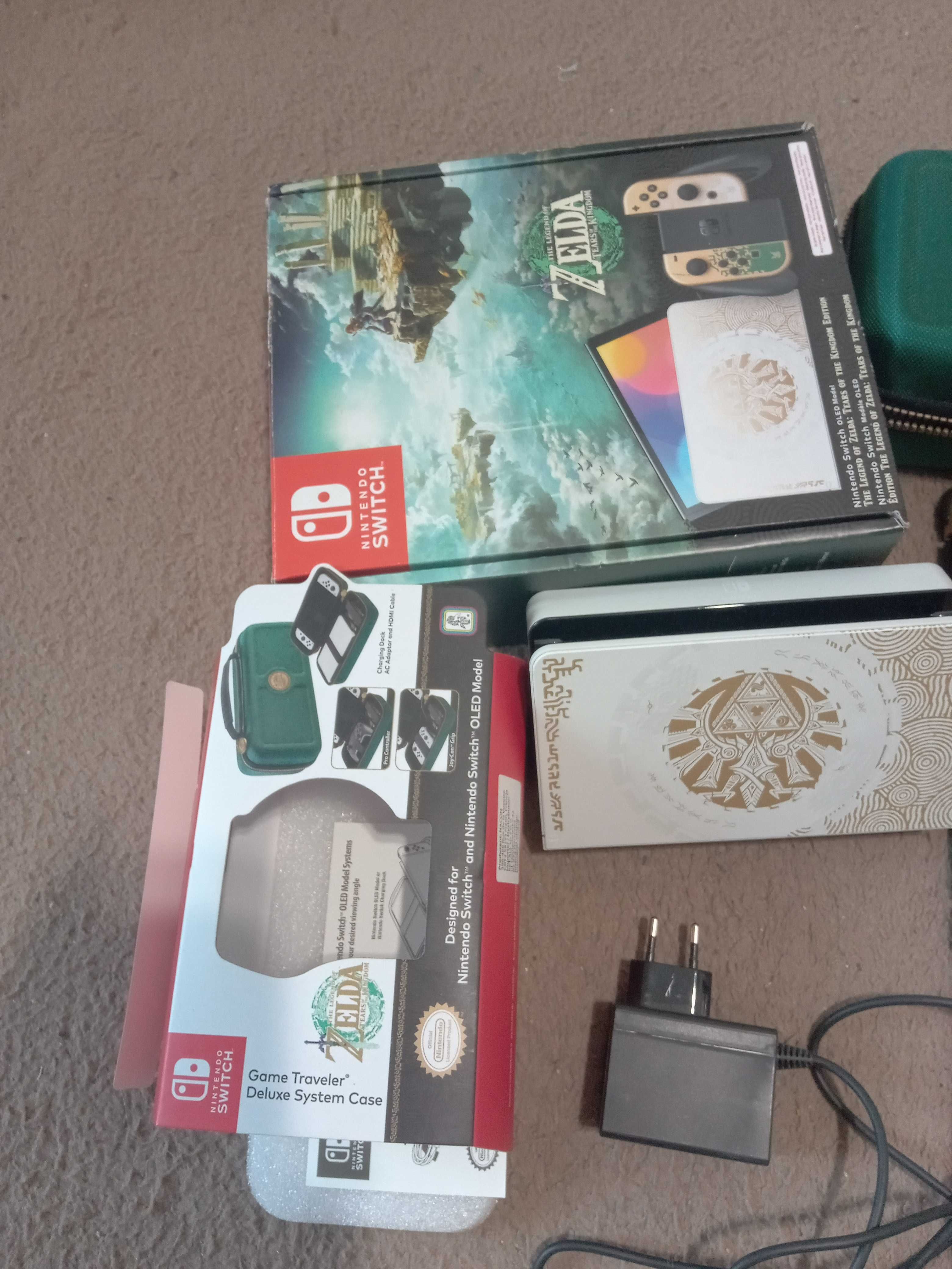 Konsola Nintendo Switch OLED Zelda TOTK Edition  jak nowa plus dodatki