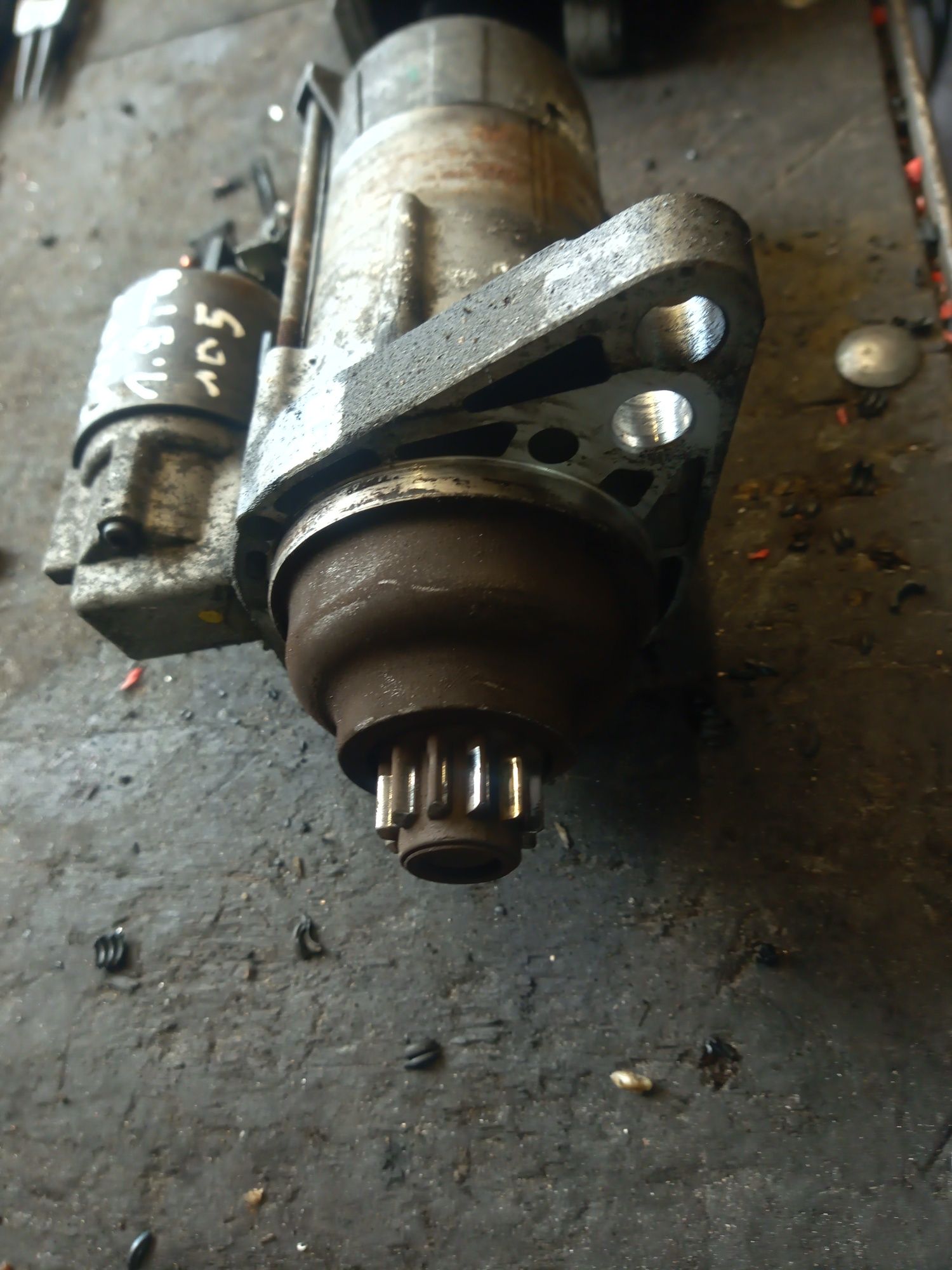 Golf 5 audi a3 8p rozrusznik alternator 1.9 tdi