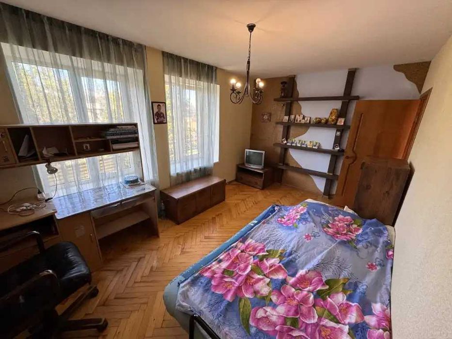 Продам 4к квартиру 90м2 Гагарина Казакова Дом спецпроект