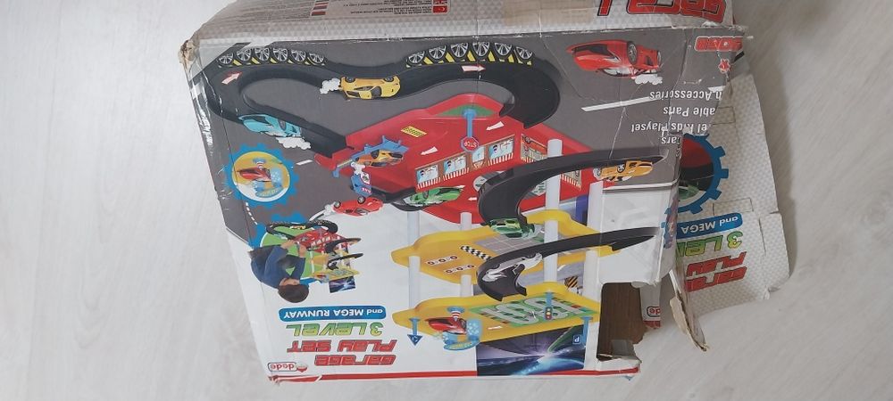 Pista de Carros 3 Níveis – Parque de Estacionamento e Lavagem