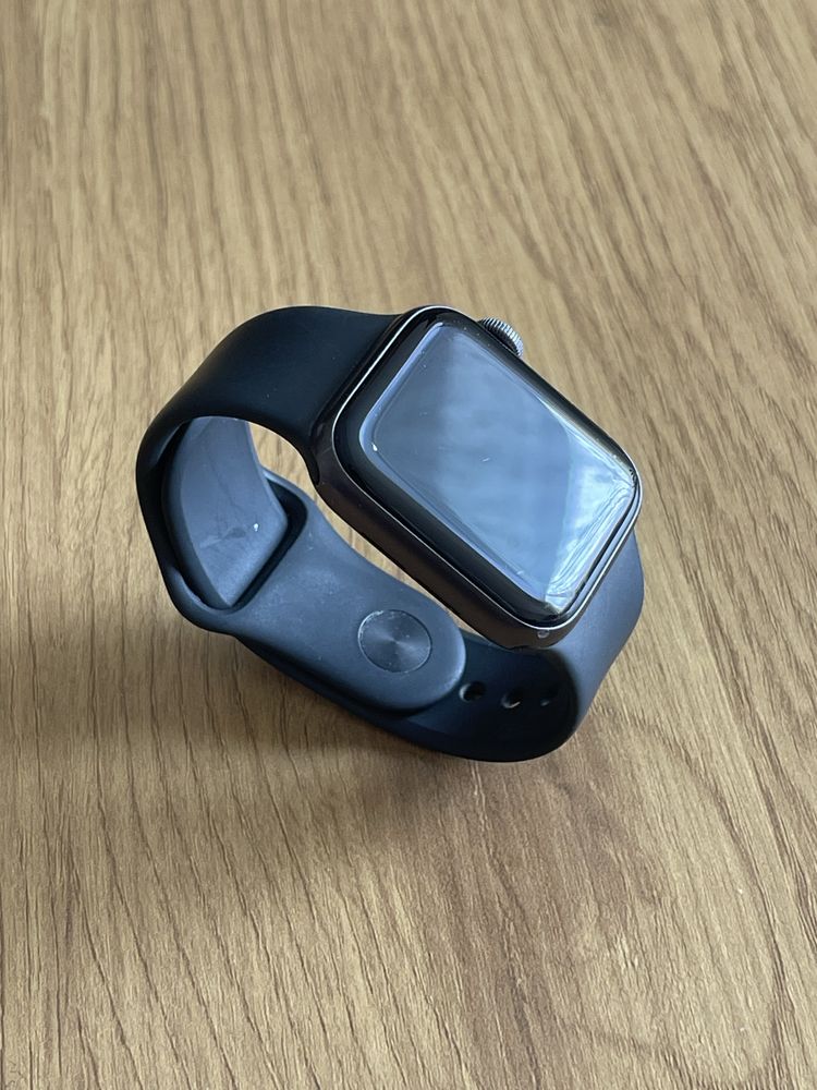 Годинник Apple Watch Series SE 40 mm