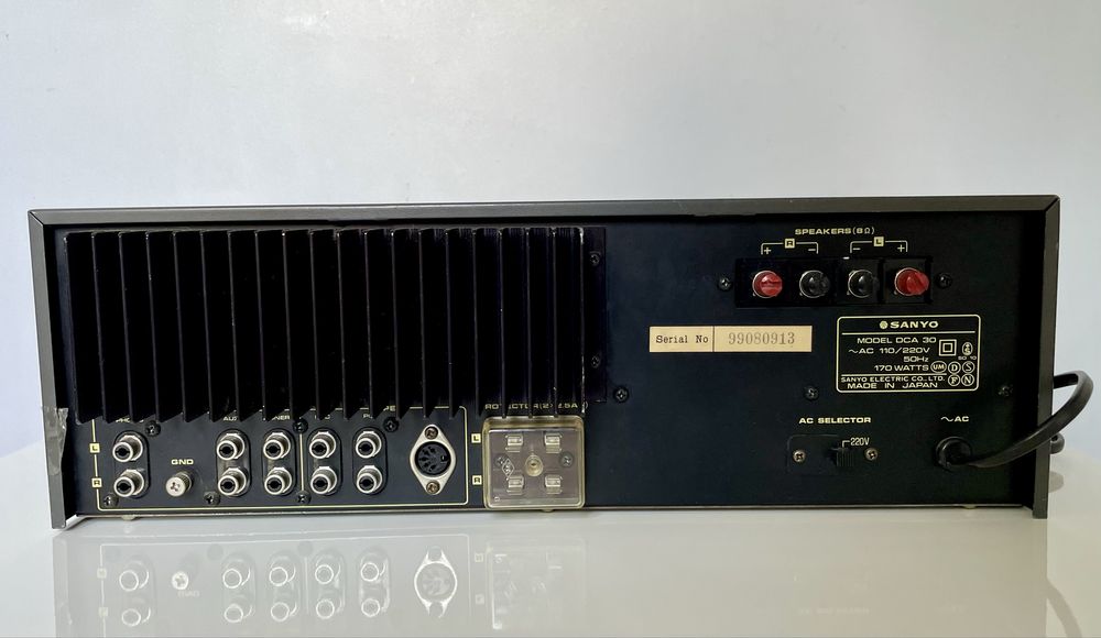 SANYO DCA 30 Wzmacniacz Integrated Stereo Amplifier Made in Japan