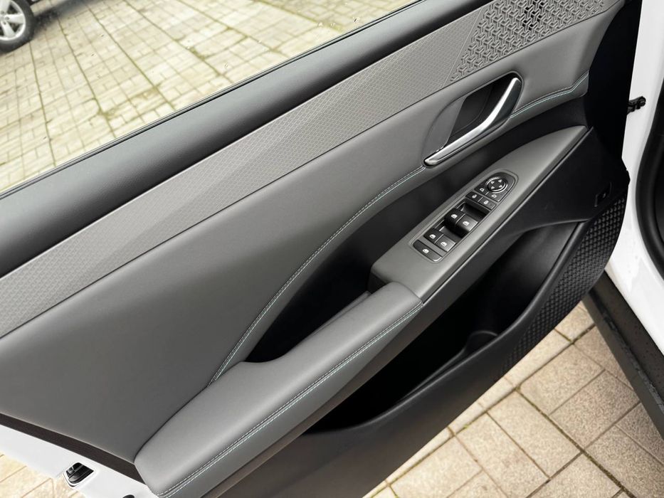 Продам BYD 2025г., 1.5 Plug-in Hybrid (PHEV), автомат. Обмен, Лизинг