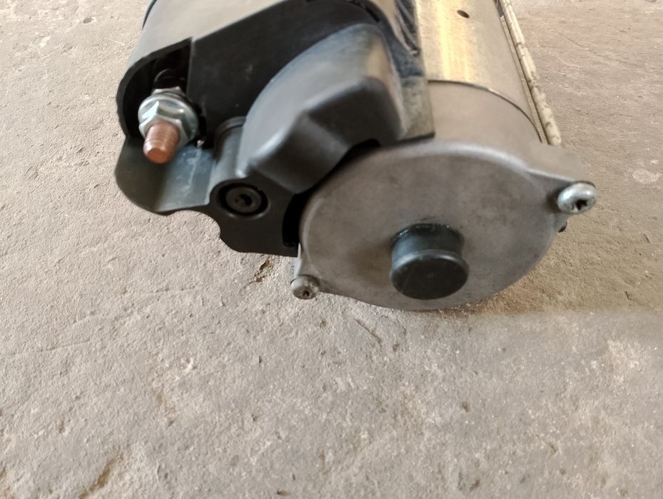 Продам стартер DAF 95