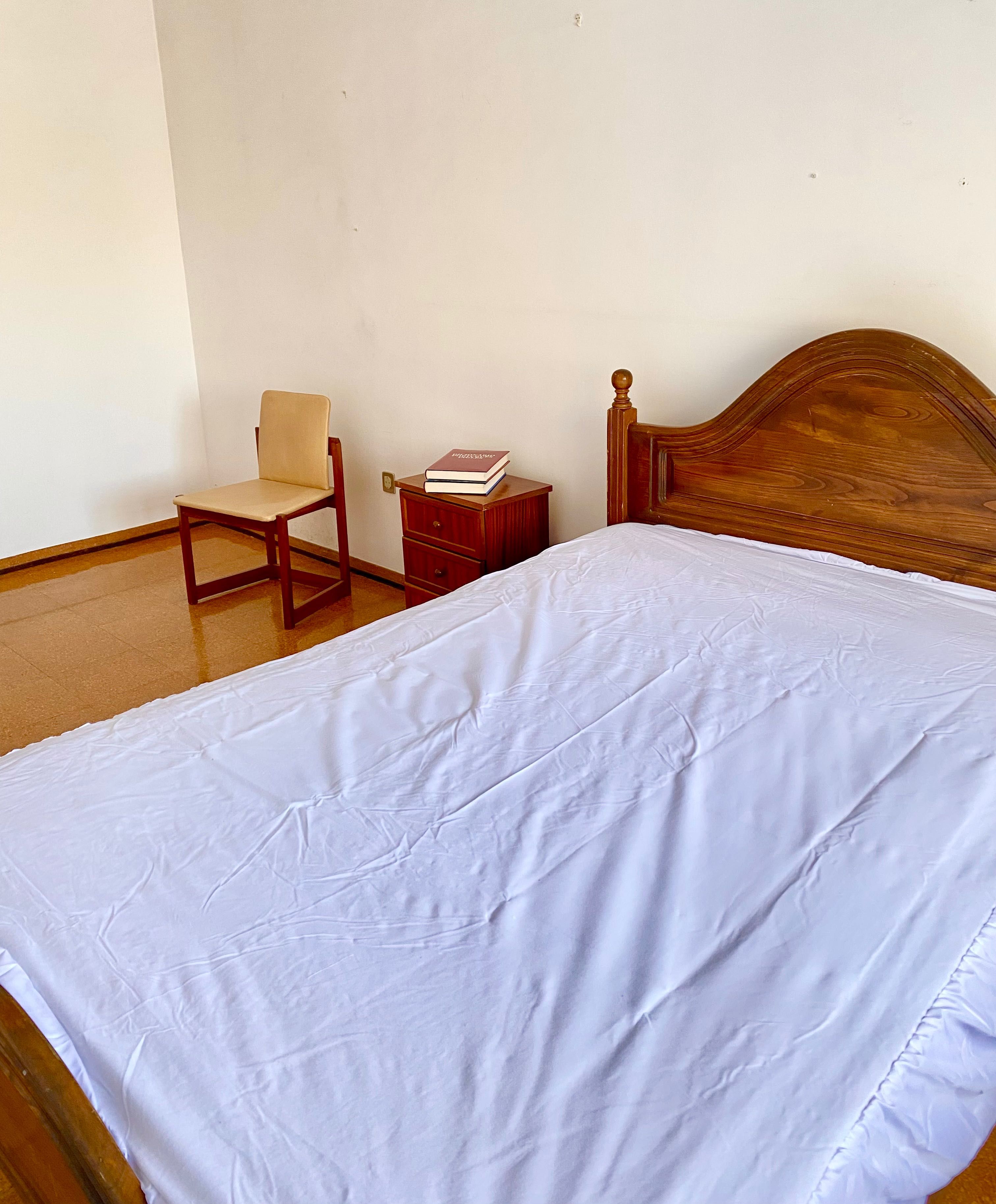 Quarto Mobilado para Alugar no Montijo – 25 min de Lisboa