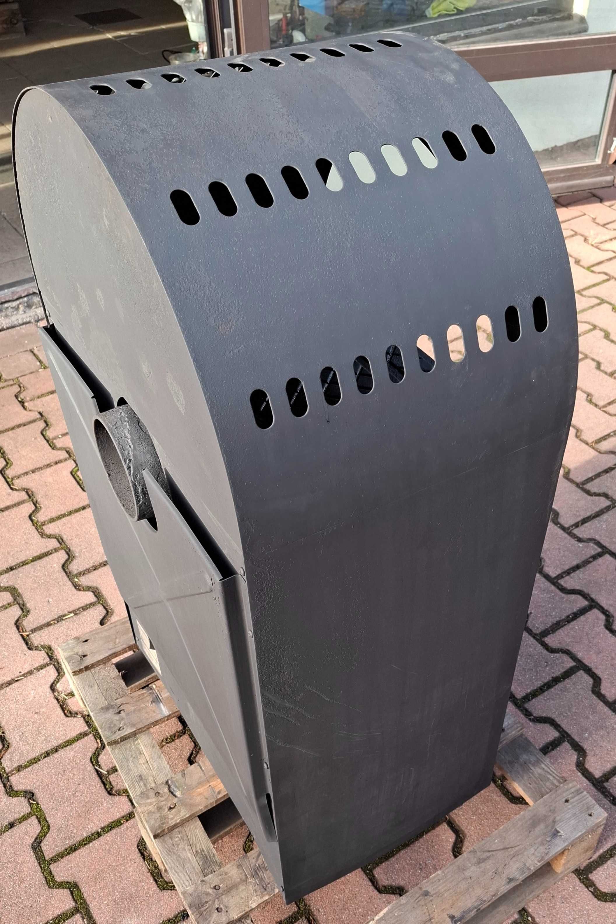 Koza kominek Wamsler Serwant wolnostojący 5 kW żeliwny piec + szamot